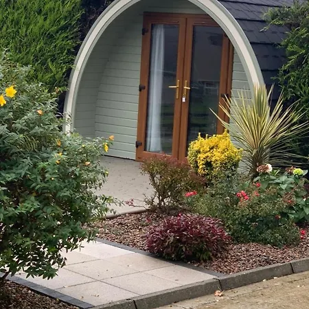 Κάμπινγκ The Burrow - Sleeps 4 Burnfoot